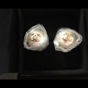 EXTRA Large CHANEL Earrings. Prestige condition
